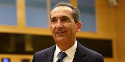 Patrick Drahi négocie la vente de SFR à Bouygues, Free et Orange pour plus de 20 milliards d'euros