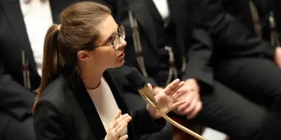Projet de loi antisémite : Aurore Bergé convoque les groupes parlementaires le 28 avril