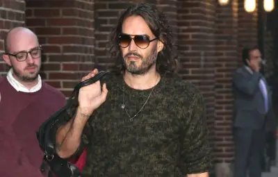 Russell Brand admet une relation sexuelle avec une mineure de 16 ans
