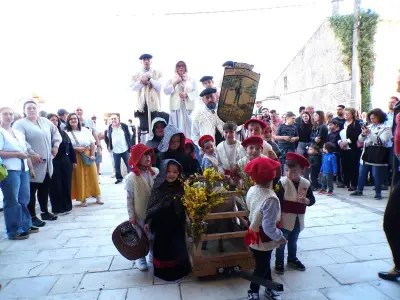 Saint-Trélody célèbre Pâques avec sa fête de l'agneau, une tradition locale autofinancée