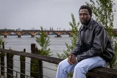 Sauvetage héroïque dans la Garonne : le réfugié gambien espère une régularisation