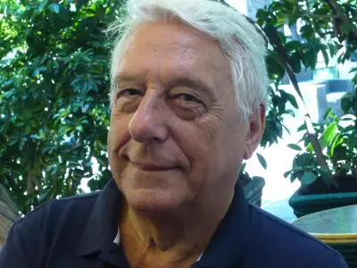 Socialiste, conservateur, libéral : le triptyque politique d'un enseignant face à ses étudiants