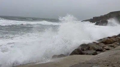 Sète : une adolescente de 13 ans sauvée de la noyade par les pompiers au large du môle Saint-Louis