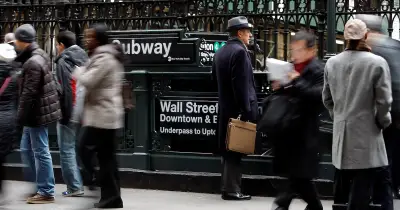 États-Unis : chômage en baisse mais participation au travail au plus bas depuis 1977