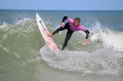 Teva Bouchgua, de Carcans à l'élite mondiale du surf : le rêve d'un enfant du Médoc