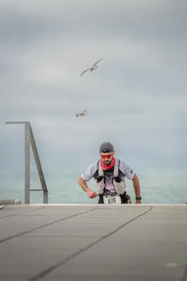 Ultra-Trail d'Oléron : Vincent Coiffard triomphe sur un parcours sablonneux exigeant