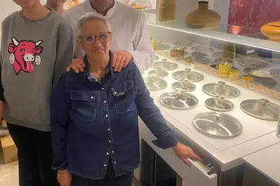Un bar à couscous personnalisé Yeamma ouvre à Toulon, porté par une famille en reconversion