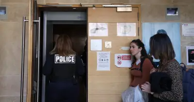 Un détenu de la DZ Mafia passe des appels nocturnes suspects à son avocat