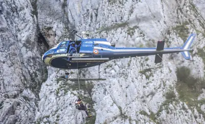 Un motard de 68 ans évacué par hélicoptère après une chute grave à Bonloc