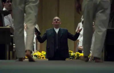 Unchosen sur Netflix : plongée glaçante dans les rouages d'une secte