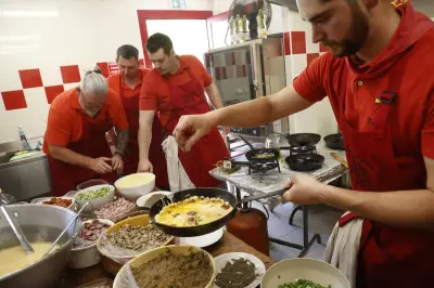 Vanxains célèbre Pâques avec son omelette géante : 3 600 œufs pour 500 convives