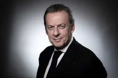 Vincent Bolloré limoge Olivier Nora de Grasset : un séisme dans l'édition française