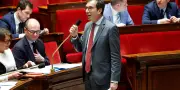 1er mai : l'Assemblée nationale débat de l'autorisation de travailler, mobilisation intense