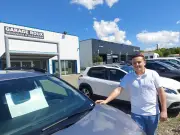 À 22 ans, Clément Roux reprend le garage familial à Barbezieux et lance un espace véhicules d'occasion