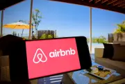Airbnb révèle le portrait des hôtes français : une France moyenne qui s'adapte