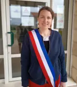Amandine Le Jeune Passelande, nouvelle maire de Saugon, succède à Marie-Claire Soulard