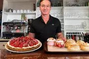Antibes : un restaurant propose 60 desserts maison chaque jour