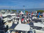 Arcachon : des militants dénoncent la pollution du nautisme lors du salon
