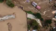 Asie du Sud-Est : 467 morts dans des inondations historiques, état d'urgence