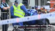Attaque de Sydney : la mère d'un tireur le défend, 