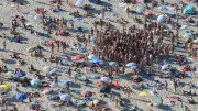 Au Cap d'Agde, le village naturiste offre une liberté imparfaite mais réelle