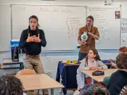 Bayonne : Des aèdes modernes font rapper la mythologie grecque aux collégiens