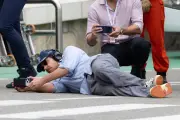 Bradley Cooper, passionné de bolides au Grand Prix de Monaco Historique