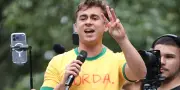 Brésil : les jeunes se détournent de Lula, Flavio Bolsonaro gagne du terrain