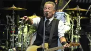 Bruce Springsteen dénonce la politique migratoire de Trump dans une chanson