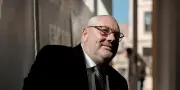 À Carcassonne, le nouveau maire RN Christophe Barthès bouleverse les relations avec la presse locale