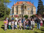 Chasse aux œufs intergénérationnelle à Lamothe-Montravel : un succès chocolaté