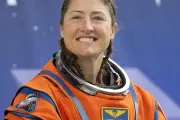 Christina Koch, première femme en mission lunaire : portrait de l'astronaute d'Artemis II