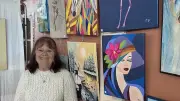 Claudie Gaucher, 72 ans, révèle sa passion pour la peinture dans l'Hérault