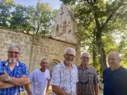 Cocumont : la cloche de l'église retrouve son clocher après 88 ans de silence
