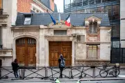 École alsacienne : directeur limogé réintégré, successeur critiqué