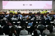 Conférence historique en Colombie : 50 nations débattent de la sortie des énergies fossiles