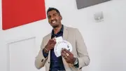 De champion du monde de kick-boxing à magicien : Vadrame Clair conquiert Montpellier