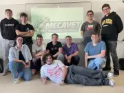 Des lycéens de Saint-Jean-d'Angély lancent Mécavet, vêtements solidaires