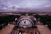 Des Pink Floyd à The Cure : l'histoire des méga-concerts sur la place des Quinconces à Bordeaux