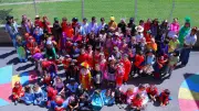 Défilé de printemps coloré à l'école Marie-Rouanet de Rivière-sur-Tarn