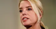 Donald Trump limoge Pam Bondi, une proche, à la tête du ministère de la Justice