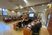 Draguignan : un premier conseil municipal administratif avant les joutes politiques
