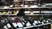 Droits de douane : le vin français taxé à 15 % dès ce vendredi aux États-Unis