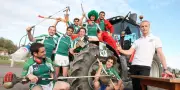 Enchères de joueurs de rugby pour les Restos du Cœur : l'initiative caritative de Peyrehorade en 2012