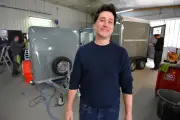 Fautras, le fabricant périgourdin de vans pour chevaux, relève le défi par l'innovation et les réseaux sociaux