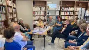Frances Harper captive son public lors d'un samedi littéraire à Mons