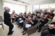 À Grasse, une chorale senior redonne le sourire et crée du lien social