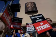 Grève historique des scénaristes à Hollywood : enjeux et conséquences