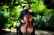 Henri Demarquette joue Bach à la cathédrale de Lescar