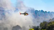Incendie à Roquemaure : 35 hectares de végétation détruits, opération en cours